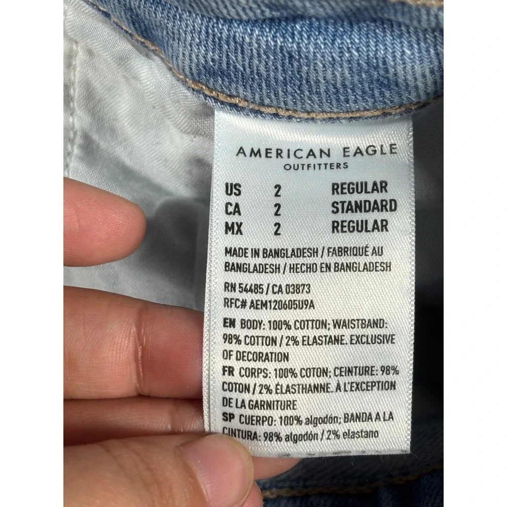 American Eagle Distressed Denim Mini Skirt Light Wash Comfort Stretch Waist Sz 2